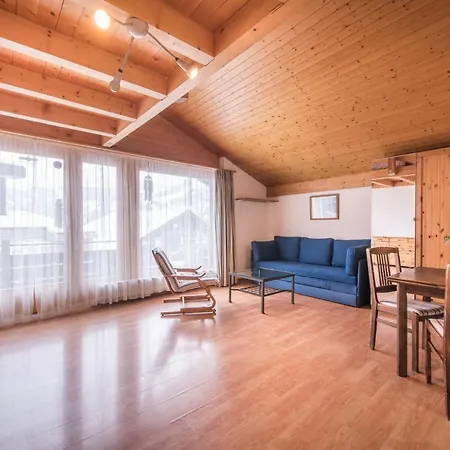 Wonderland: Mezzanine For 4 Wengen